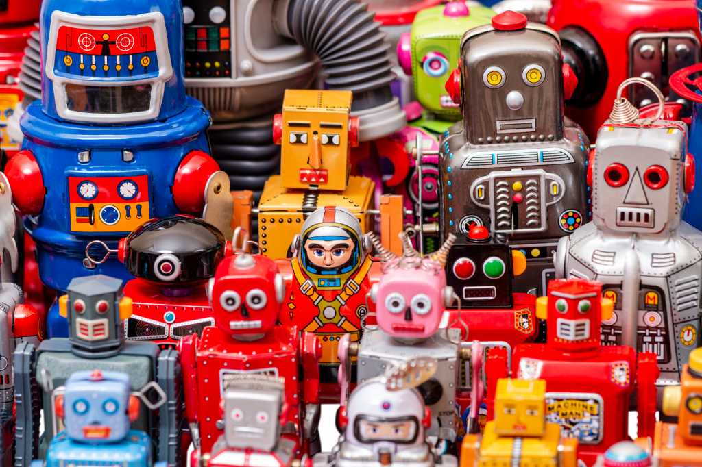 3855672-0-35035800-1743152554-shutterstock_1735661867-100938001-orig-1 shutterstock 1735661867 colorful collection of vintage tin toy robots