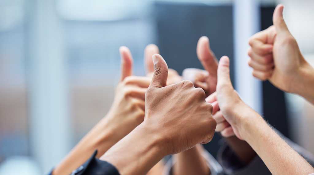 3961921-0-66446400-1744794116-istock-1318452684-1 thumbs up
